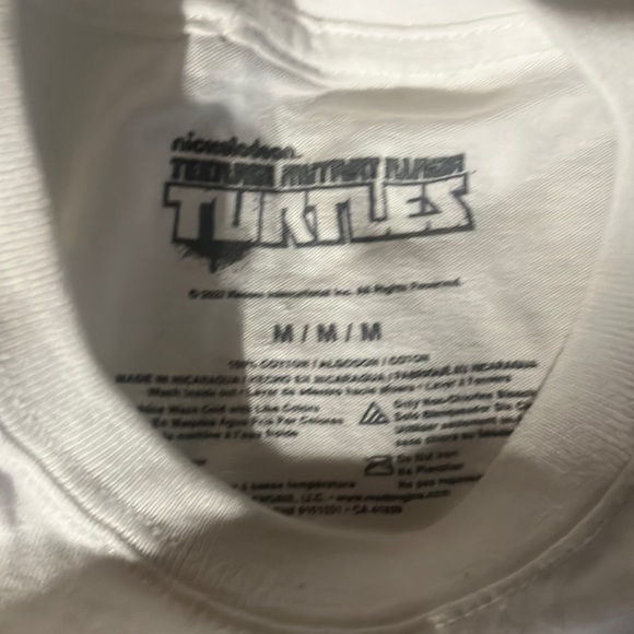 Michelangelo's Pizzeria NYC Teenage Mutant Ninja Turtles Shirt TMNT - NWOT - Picture 3 of 4
